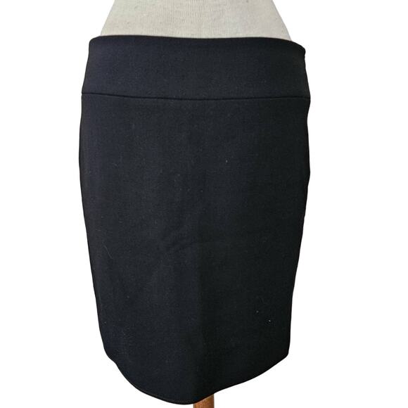 Elie Tahari Black Pencil Skirt with Bow Detail Size 12 - Picture 1 of 5